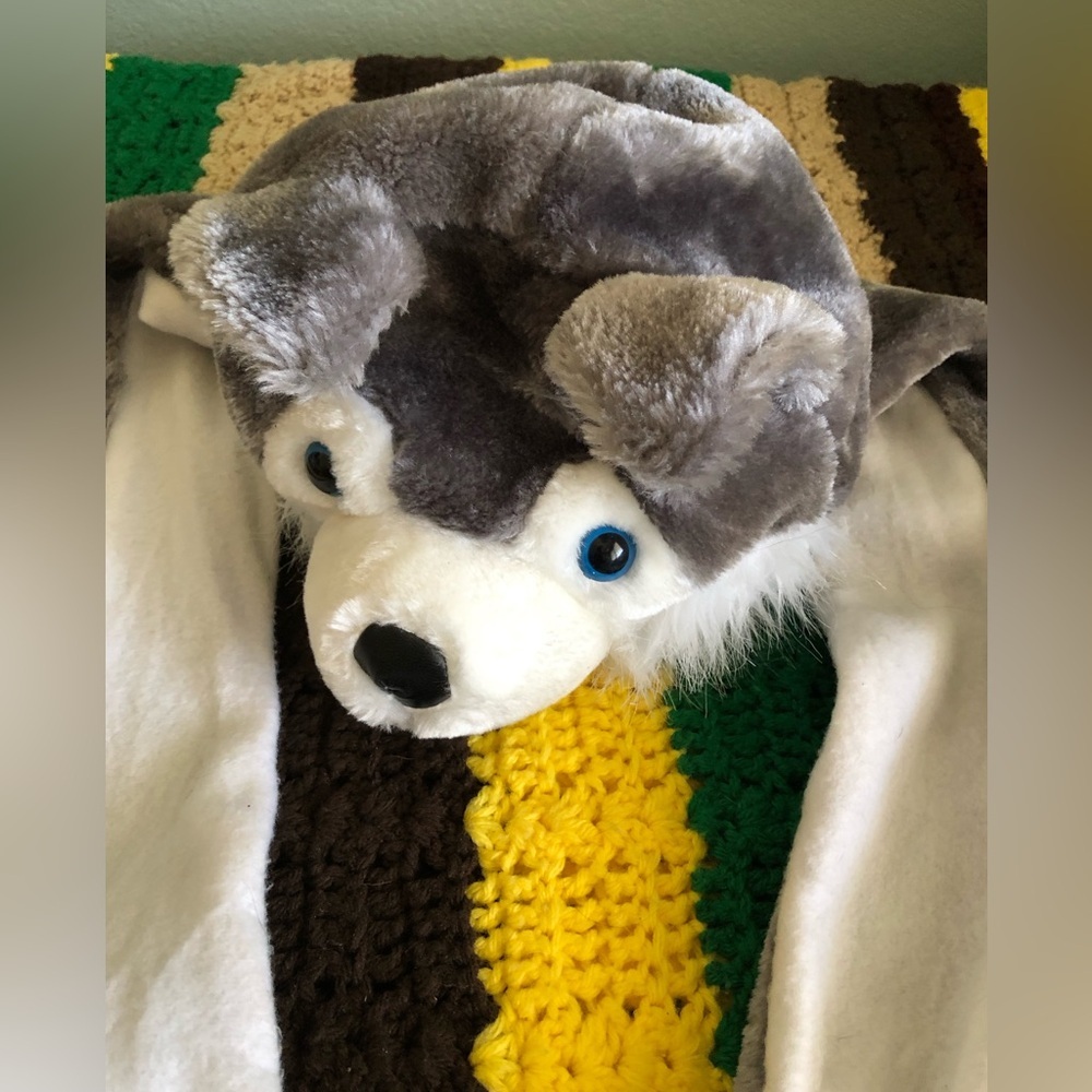 wolf themed carnival hat with mittens fits most